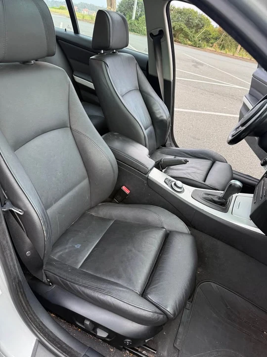2008 BMW E90 3 Series Sedan - Image 13 of 20
