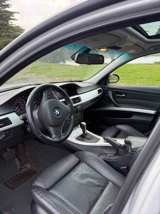 2008 BMW E90 3 Series Sedan - Image 10 of 20