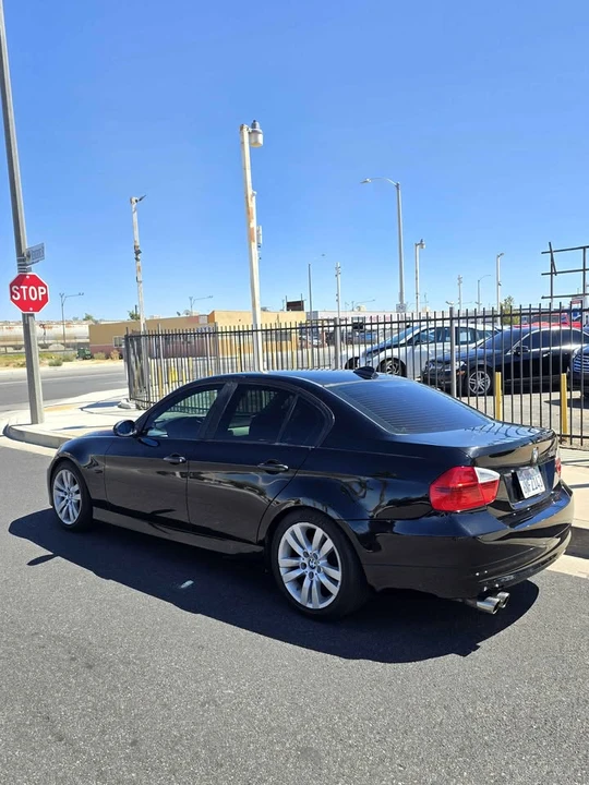 2008 BMW E90 3 Series Sedan - Image 3 of 6