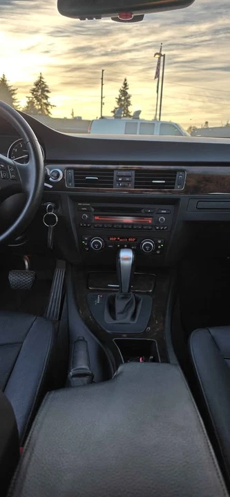 2008 BMW E90 3 Series Sedan - Image 12 of 17