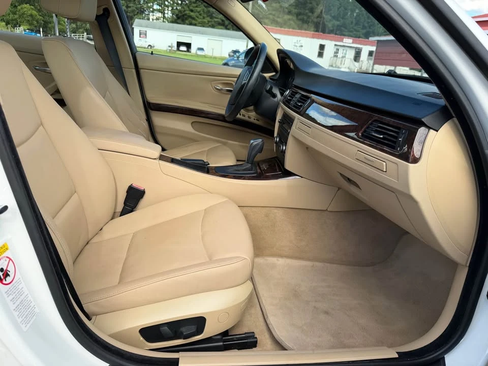 2008 BMW E90 3 Series Sedan - Image 8 of 12