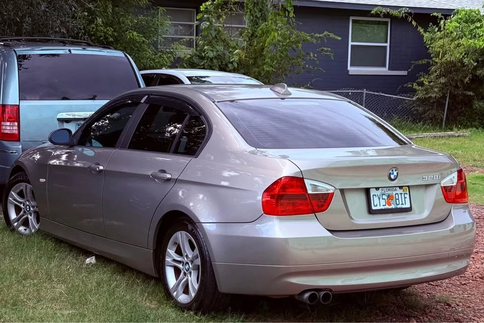 2008 BMW E90 3 Series Sedan - Image 2 of 2