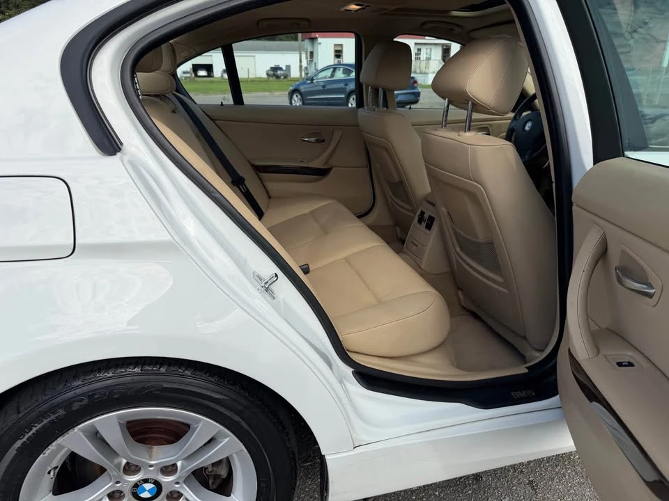2008 BMW E90 3 Series Sedan - Image 9 of 12