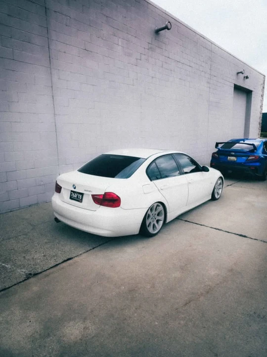 2008 BMW E90 3 Series Sedan - Image 3 of 6