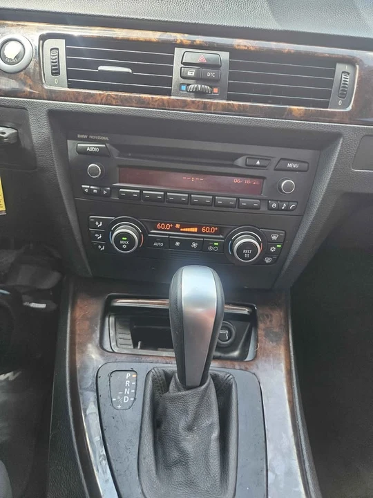 2008 BMW E90 3 Series Sedan - Image 11 of 12
