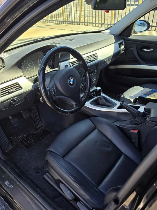 2008 BMW E90 3 Series Sedan - Image 5 of 6