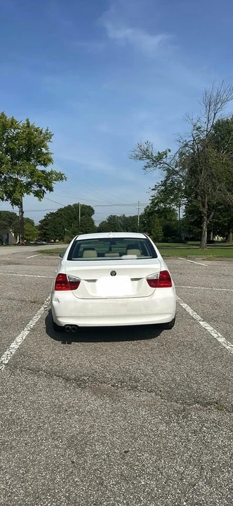2008 BMW E90 3 Series Sedan - Image 3 of 10