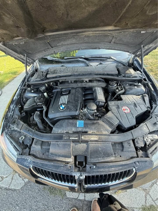 2008 BMW E90 3 Series Sedan - Image 5 of 11