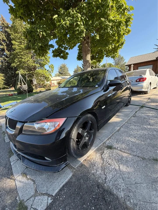 2008 BMW E90 3 Series Sedan - Image 2 of 11