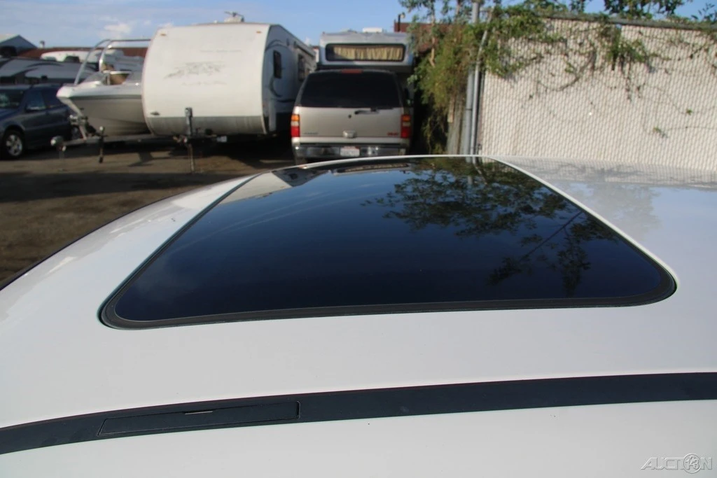 2008 BMW E90 3 Series Sedan - Image 10 of 21