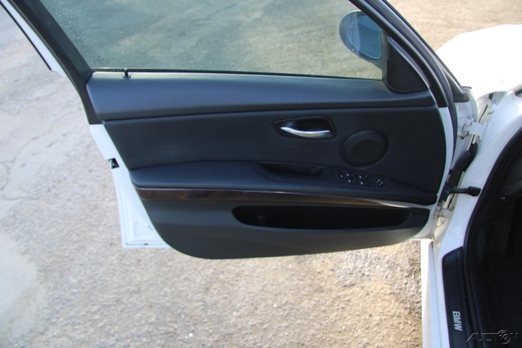 2008 BMW E90 3 Series Sedan - Image 12 of 21