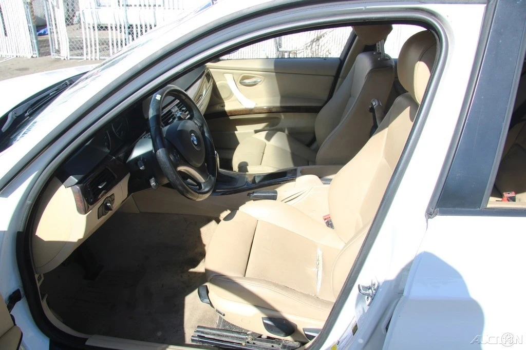 2008 BMW E90 3 Series Sedan - Image 13 of 21