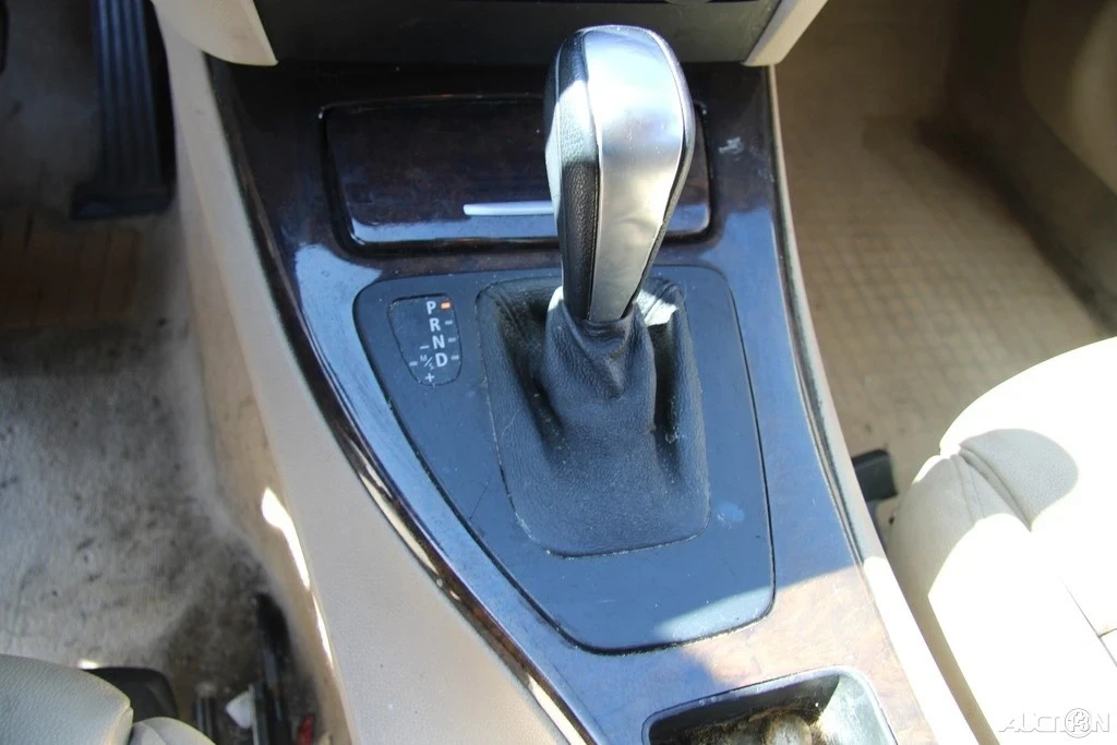 2008 BMW E90 3 Series Sedan - Image 18 of 21