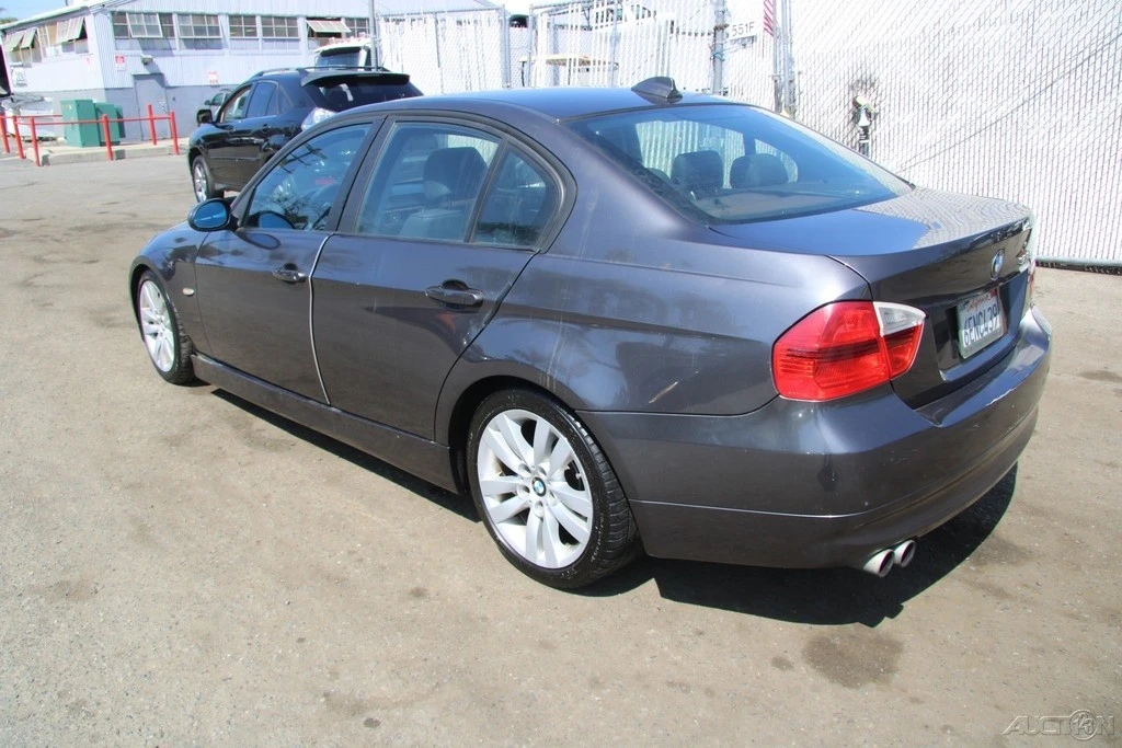 2008 BMW E90 3 Series Sedan - Image 5 of 21