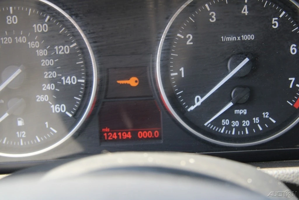 2008 BMW E90 3 Series Sedan - Image 17 of 21