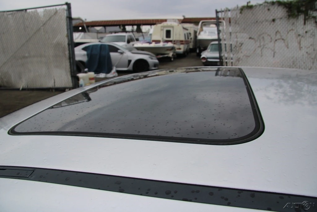 2008 BMW E90 3 Series Sedan - Image 10 of 21