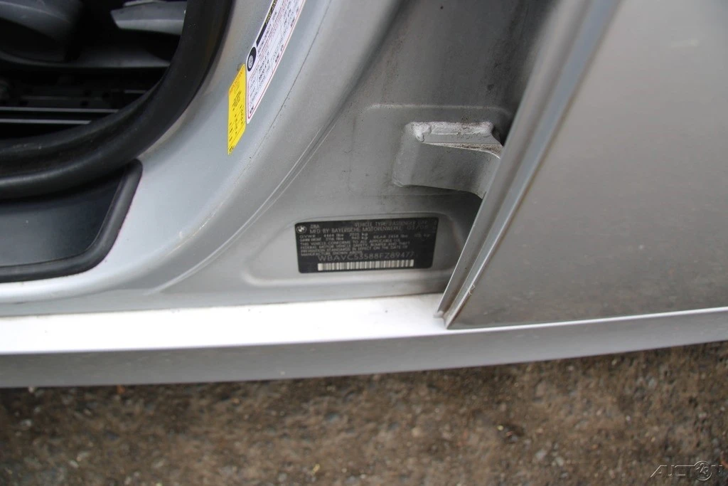 2008 BMW E90 3 Series Sedan - Image 11 of 21