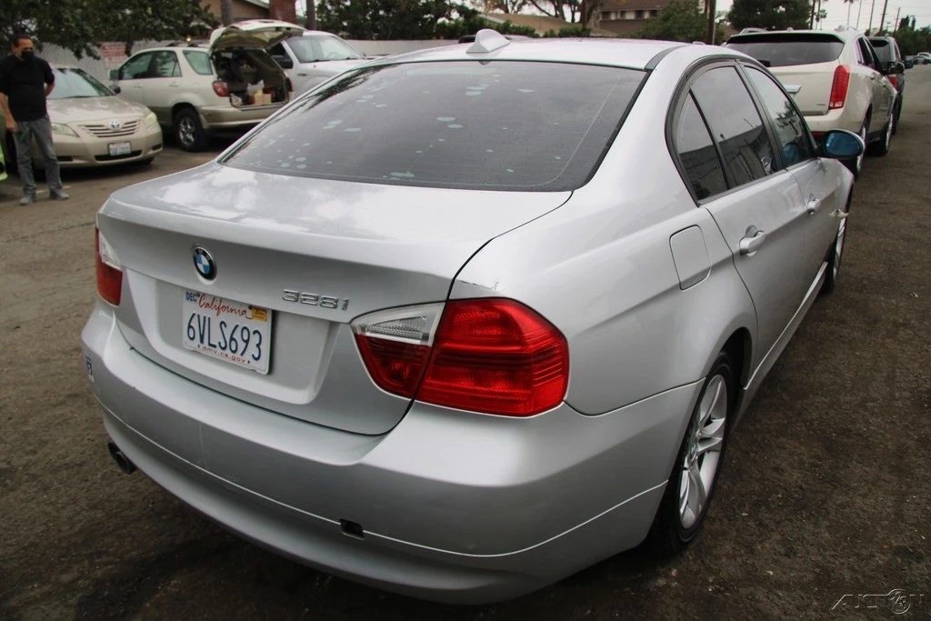 2008 BMW E90 3 Series Sedan - Image 6 of 21