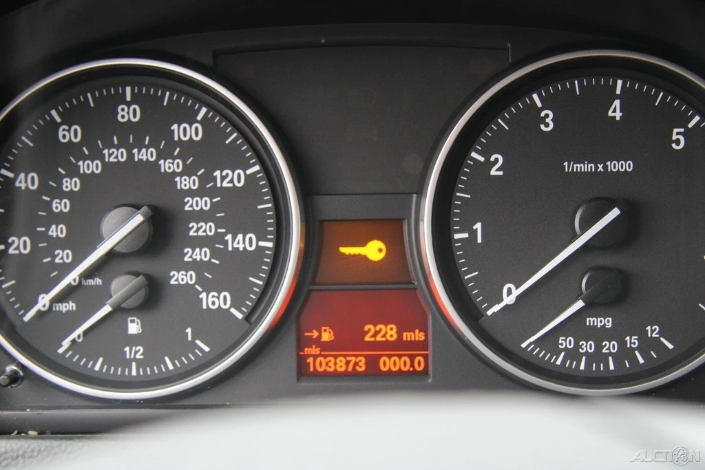 2008 BMW E90 3 Series Sedan - Image 16 of 21
