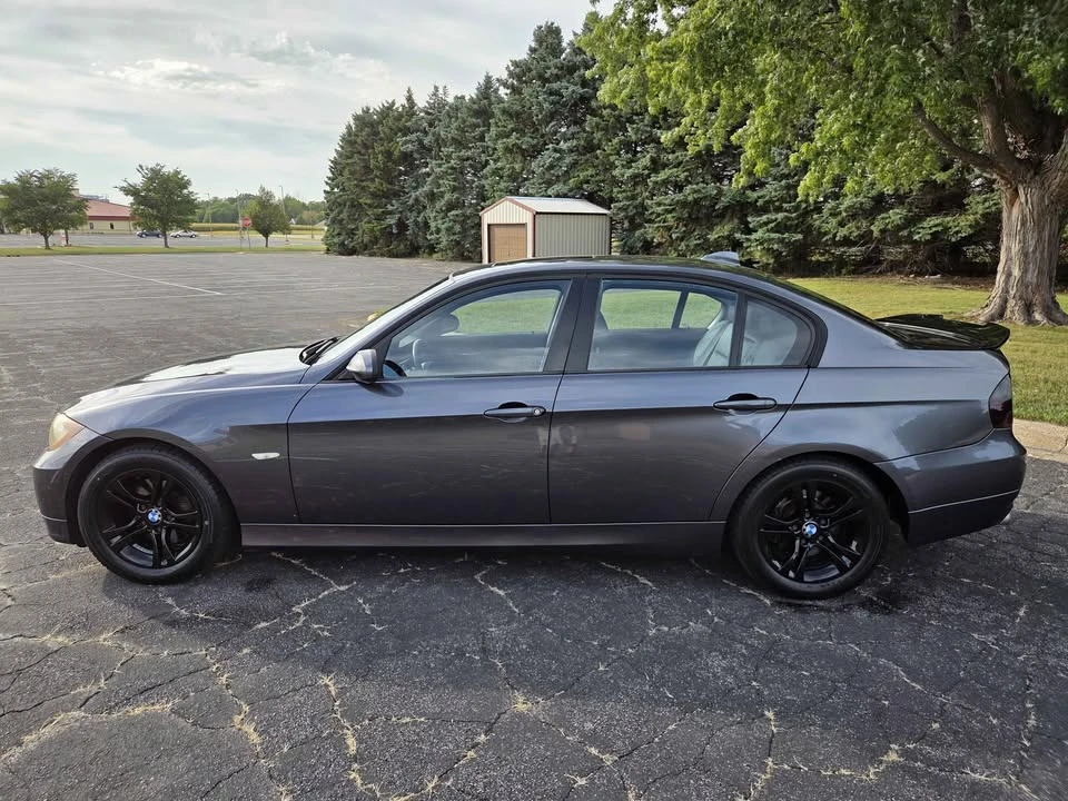 2008 BMW E90 3 Series Sedan - Image 2 of 18