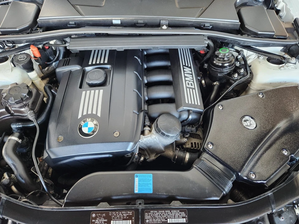 2008 BMW E90 3 Series Sedan - Image 13 of 18