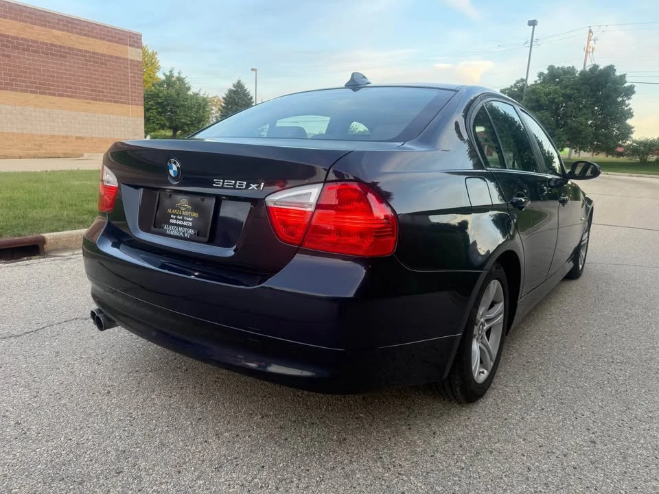 2008 BMW E90 3 Series Sedan - Image 5 of 15
