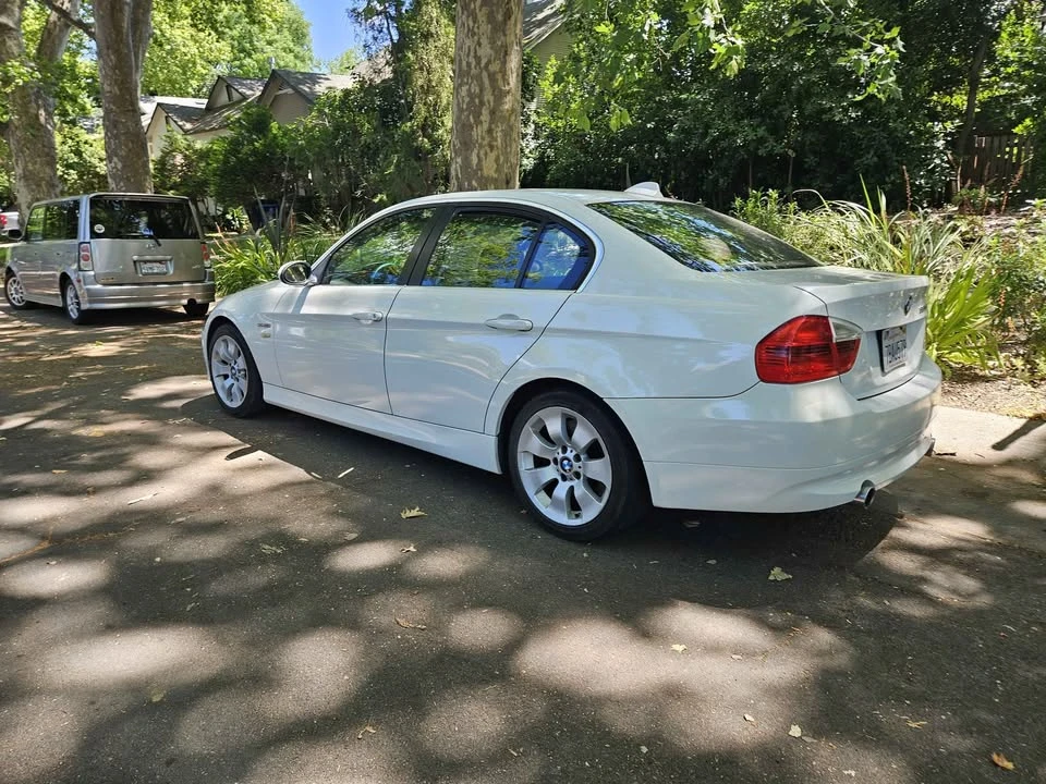 2008 BMW E90 3 Series Sedan - Image 3 of 9