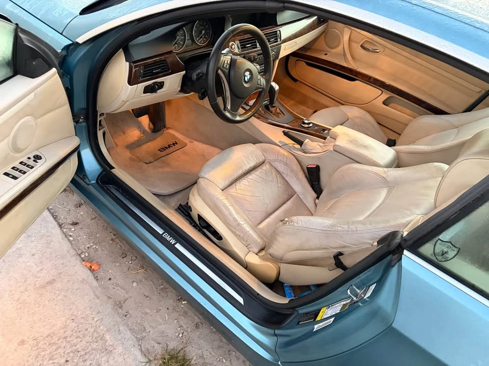 2008 BMW E93 335i Convertible - Image 3 of 5