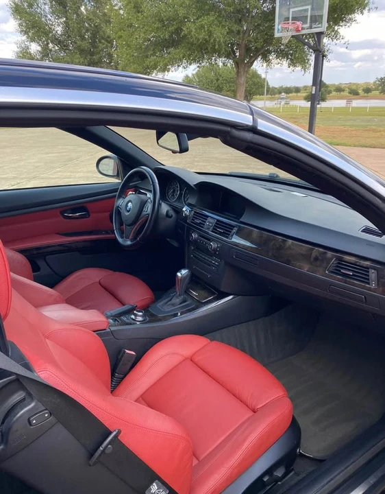 2008 BMW E93 335i Convertible - Image 3 of 8