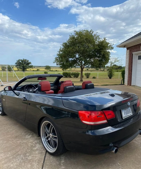 2008 BMW E93 335i Convertible - Image 6 of 8
