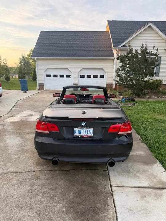 2008 BMW E93 335i Convertible - Image 11 of 14