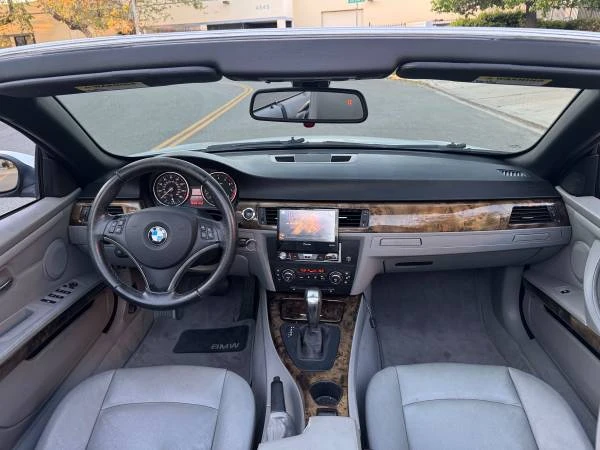 2008 BMW E93 335i Convertible - Image 8 of 20