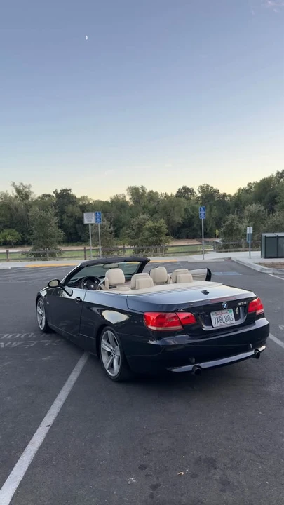 2008 BMW E93 335i Convertible - Image 11 of 20