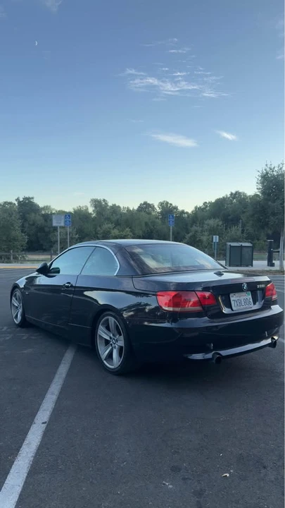 2008 BMW E93 335i Convertible - Image 5 of 20