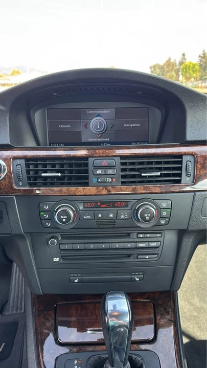 2008 BMW E93 335i Convertible - Image 13 of 15