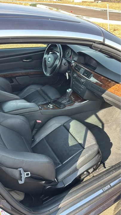 2008 BMW E93 335i Convertible - Image 15 of 15