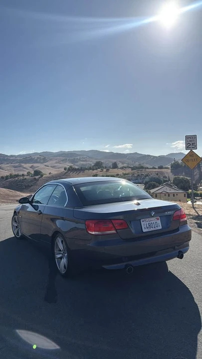 2008 BMW E93 335i Convertible - Image 2 of 15