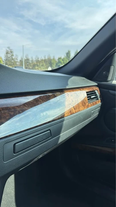 2008 BMW E93 335i Convertible - Image 11 of 15