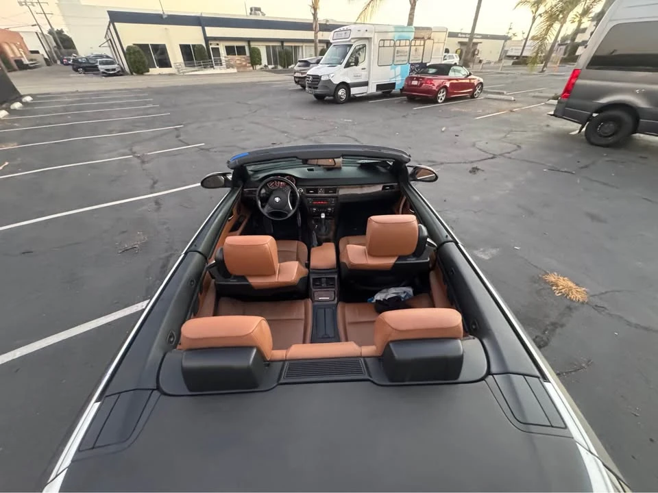 2008 BMW E93 335i Convertible - Image 16 of 18