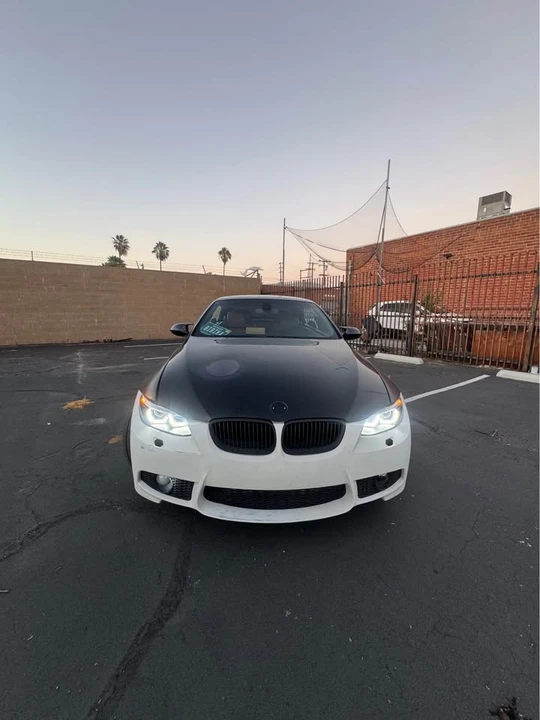 2008 BMW E93 335i Convertible - Image 2 of 18