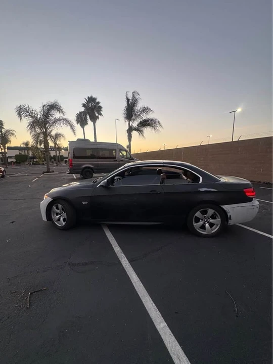 2008 BMW E93 335i Convertible - Image 8 of 18