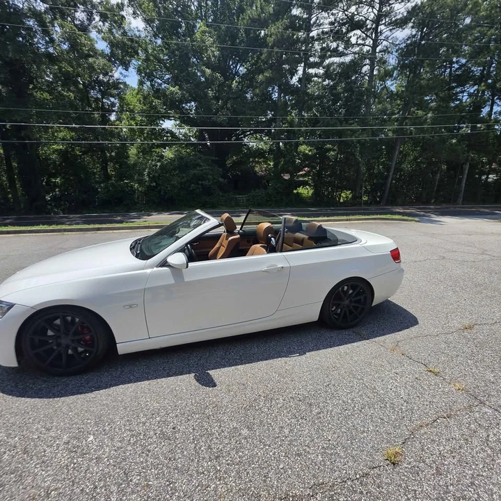 2008 BMW E93 335i Convertible - Image 16 of 20