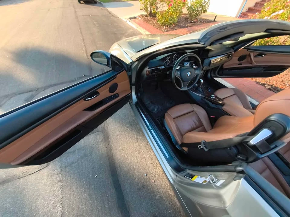 2008 BMW E93 335i Convertible - Image 14 of 19