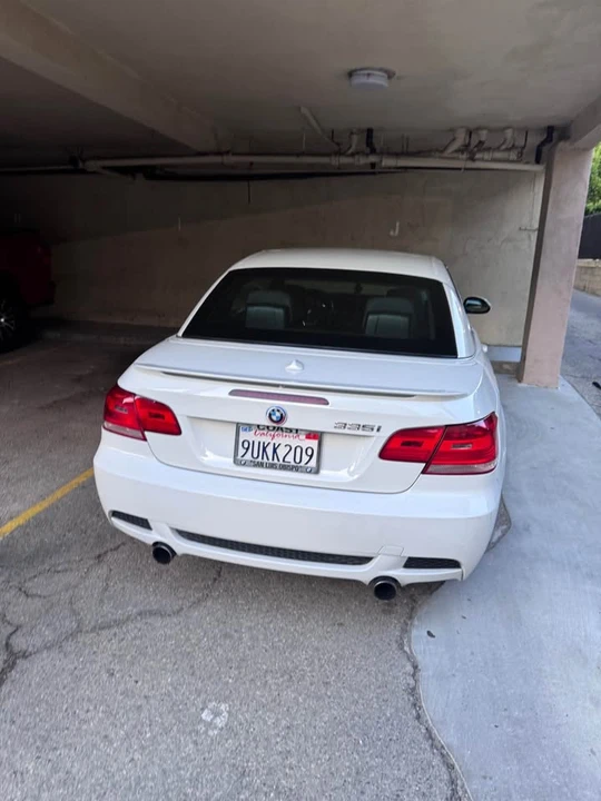 2008 BMW E93 335i Convertible - Image 3 of 4