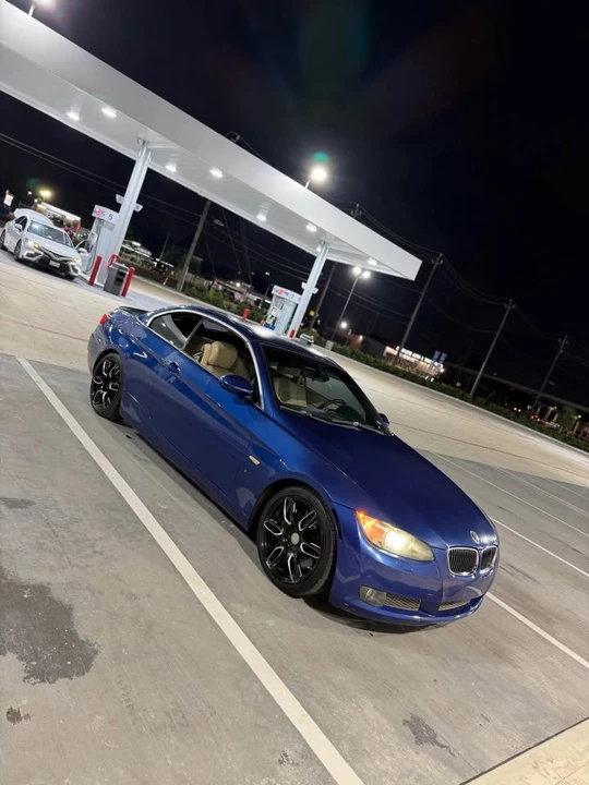 2008 BMW E93 335i Convertible - Image 8 of 8