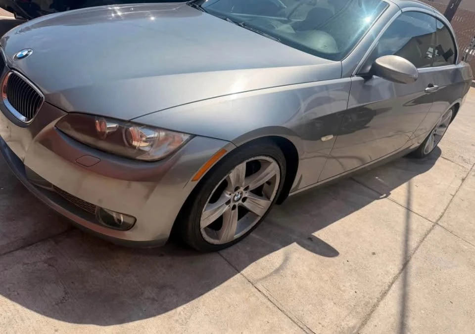 2008 BMW E93 335i Convertible - Image 2 of 10