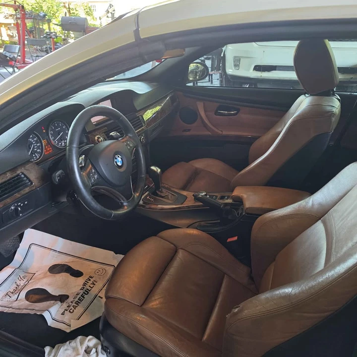 2008 BMW E93 335i Convertible - Image 12 of 20