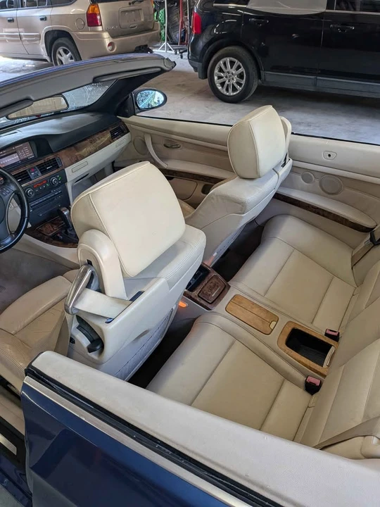2008 BMW E93 335i Convertible - Image 10 of 15