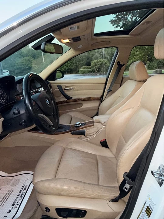 2008 BMW E90 335i Sedan - Image 14 of 17