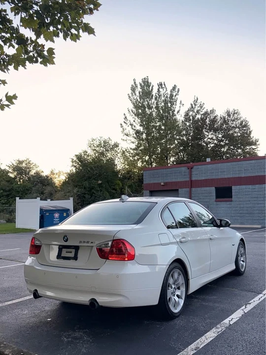 2008 BMW E90 335i Sedan - Image 8 of 17
